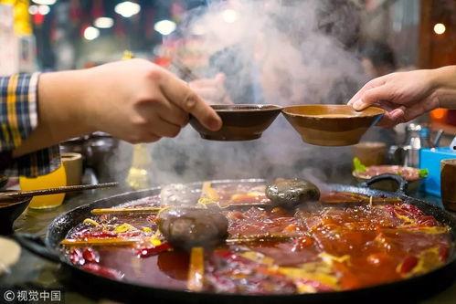 网红火锅店吃瓜视频,揭秘幕后真相与食客狂欢现场 第3张 网红火锅店吃瓜视频,揭秘幕后真相与食客狂欢现场 第3张