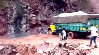 朱山吃瓜群众事件视频播放,网络舆论的狂欢与反思 第3张 朱山吃瓜群众事件视频播放,网络舆论的狂欢与反思 第3张