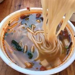 瓜妹吃螺蛳粉视频,味道如何?现场直播大揭秘! 第2张 瓜妹吃螺蛳粉视频,味道如何?现场直播大揭秘! 第2张