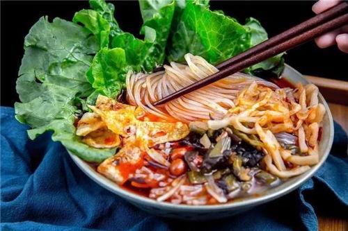 瓜妹吃螺蛳粉视频,味道如何?现场直播大揭秘! 第3张 瓜妹吃螺蛳粉视频,味道如何?现场直播大揭秘! 第3张