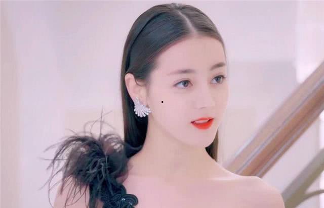 吃瓜迪丽热巴完整视频,精彩瞬间回顾 第2张 吃瓜迪丽热巴完整视频,精彩瞬间回顾 第2张