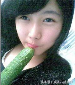 两大美女吃瓜群众视频播放,视频播放量爆表! 第1张 两大美女吃瓜群众视频播放,视频播放量爆表! 第1张