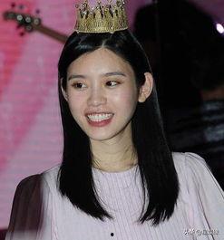 奚梦瑶怀孕吃瓜视频大全,甜蜜孕期生活大揭秘  第3张