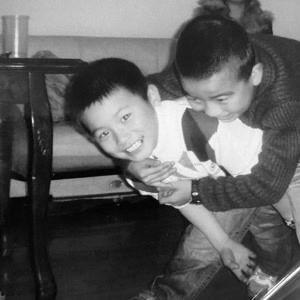 部落人员吃瓜视频,揭秘部落人员吃瓜视频背后的故事  第3张