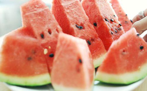 我们是专业的吃瓜视频,揭秘娱乐圈幕后真相! 第2张 我们是专业的吃瓜视频,揭秘娱乐圈幕后真相! 第2张