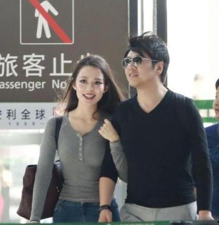 火速赶往吃瓜现场视频,吃瓜现场一幕幕，精彩瞬间不容错过  第2张