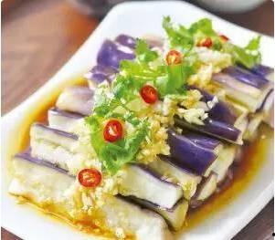 茄瓜可以煮火锅吃吗视频,家常美味新尝试  第2张