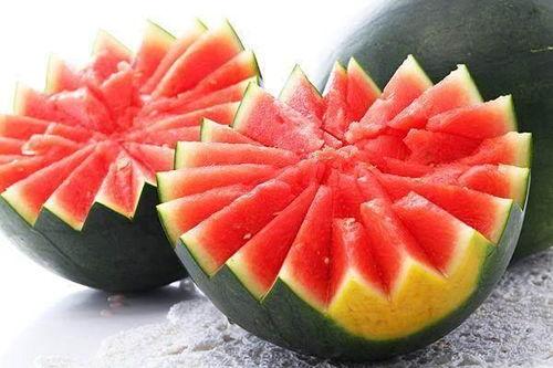 夏天扇风吃瓜视频 第3张 夏天扇风吃瓜视频 第3张