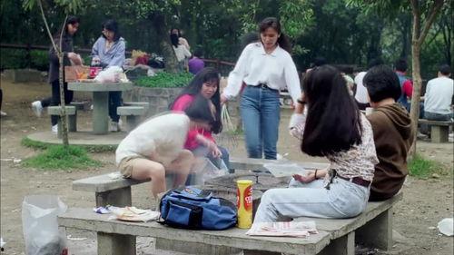 奉节老师 吃瓜事件视频,网络舆论下的教育伦理探讨  第3张