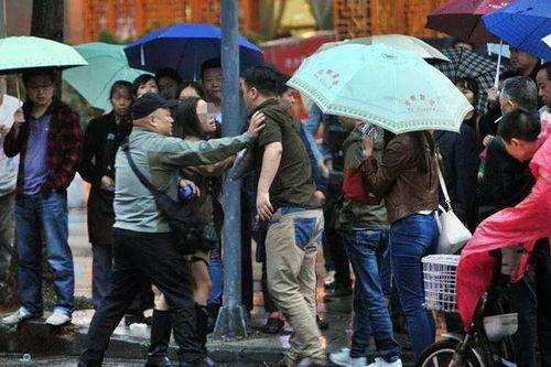 湖北吃瓜群众被抓事件视频,网络围观背后的法律边界探讨  第2张