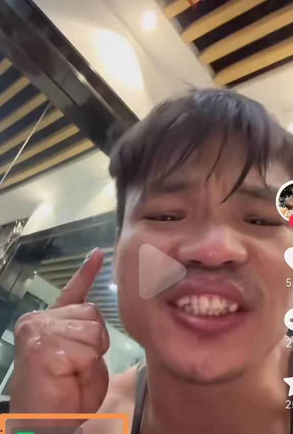 大杨哥和嘴哥吃哈密瓜视频,甜蜜瞬间尽收眼底 第2张 大杨哥和嘴哥吃哈密瓜视频,甜蜜瞬间尽收眼底 第2张