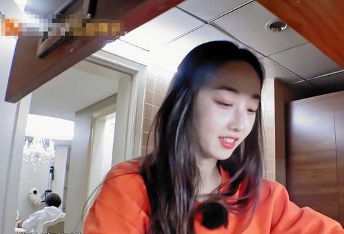 美院吃瓜视频女主角是谁,揭秘女主角身份之谜