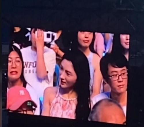 吃瓜视频发布,带你领略网络娱乐新风尚 第2张 吃瓜视频发布,带你领略网络娱乐新风尚 第2张