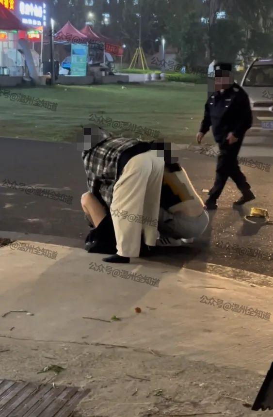 吃瓜小三被抓现场视频播放,吃瓜小三被抓瞬间,视频画面曝光 第2张 吃瓜小三被抓现场视频播放,吃瓜小三被抓瞬间,视频画面曝光 第2张