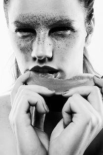 歪果仁吃瓜视频,歪果仁视角下的中国吃瓜文化揭秘  第2张