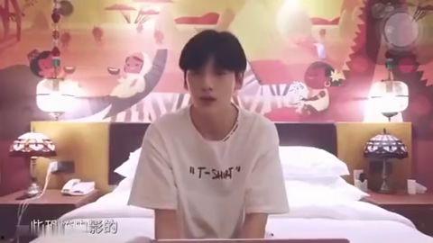 播放吃瓜主播的视频,带你领略网络直播的趣味与魅力